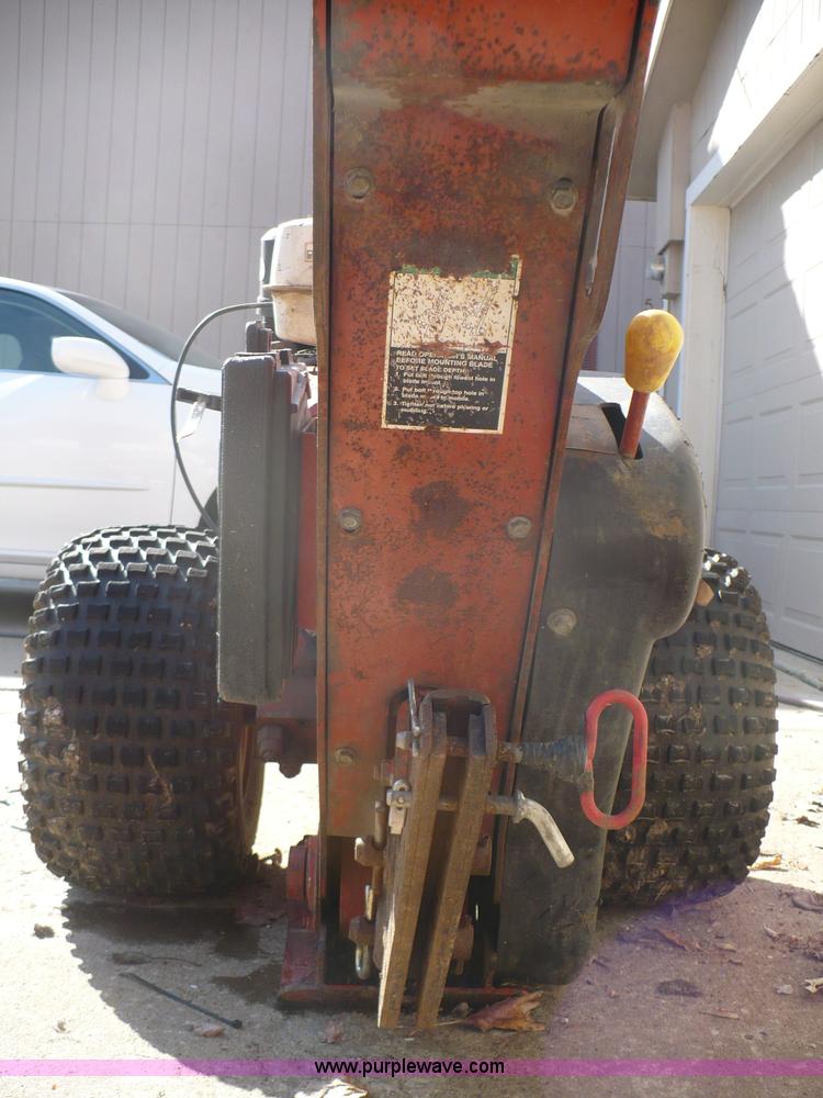 image for item B6314 2001 Ditch Witch 100SX  walk behind vibratory plow