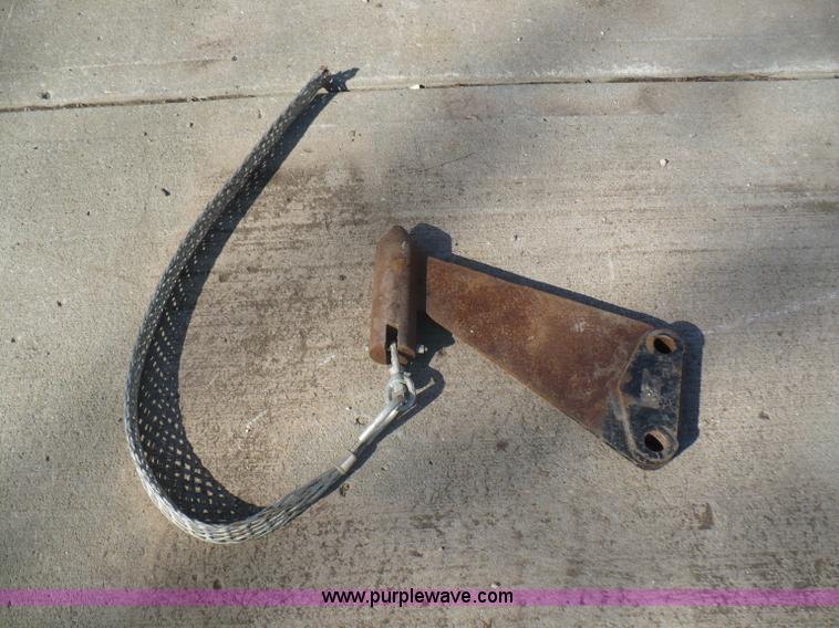 image for item B6314 2001 Ditch Witch 100SX  walk behind vibratory plow