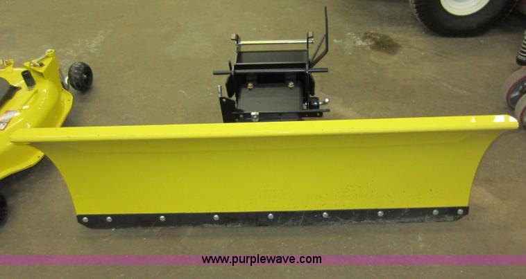 image for item B9088 2011 John Deere X540 lawn tractor