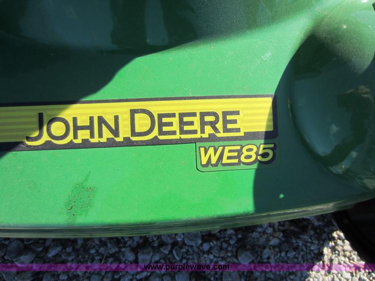 image for item B9089 2011 John Deere WE85 commercial walk-behind mower