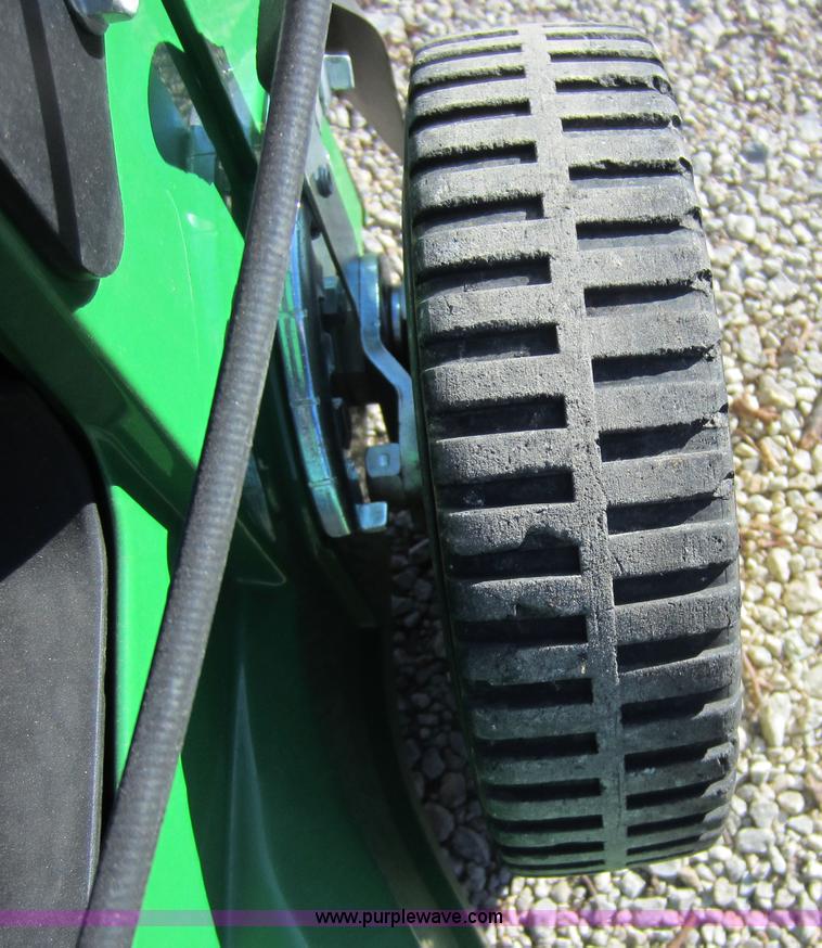 image for item B9089 2011 John Deere WE85 commercial walk-behind mower