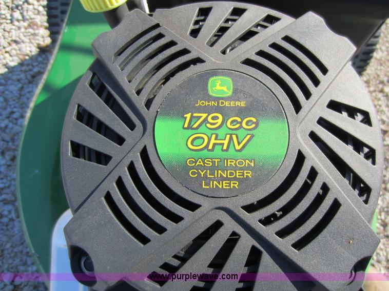 image for item B9089 2011 John Deere WE85 commercial walk-behind mower