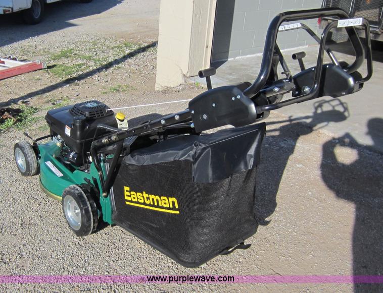 image for item B9090 2006 Eastman SP21-K commercial walk-behind mower