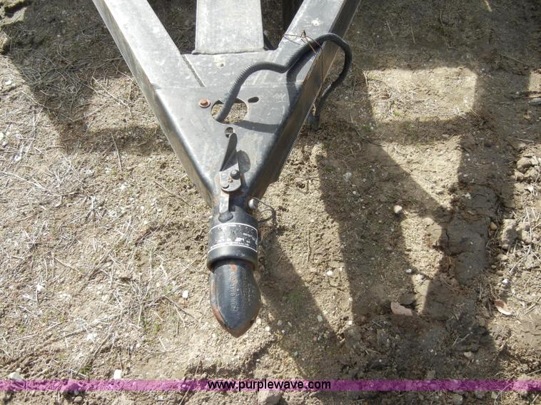 image for item C4015 1999 Ark City 16' trailer