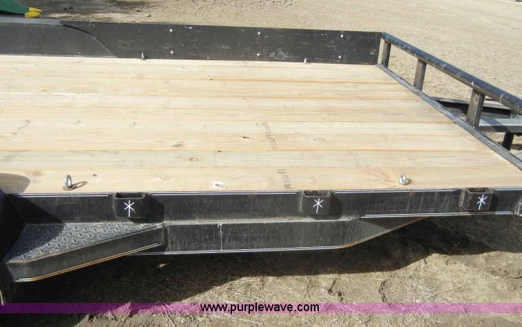 image for item C4015 1999 Ark City 16' trailer