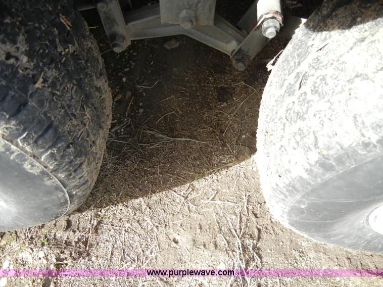 image for item C4015 1999 Ark City 16' trailer