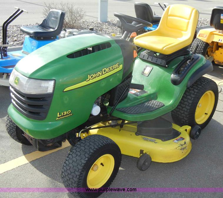 image for item C4035 2008 John Deere L130 lawn mower