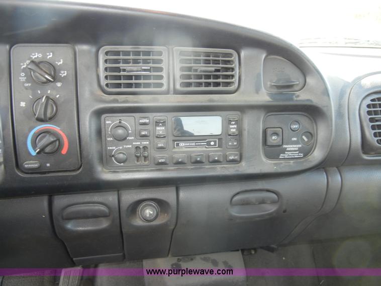 image for item C4061 1998 Dodge Ram 1500 quad cab pickup truck