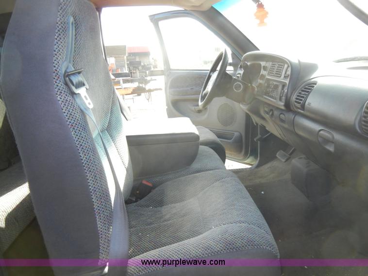 image for item C4061 1998 Dodge Ram 1500 quad cab pickup truck