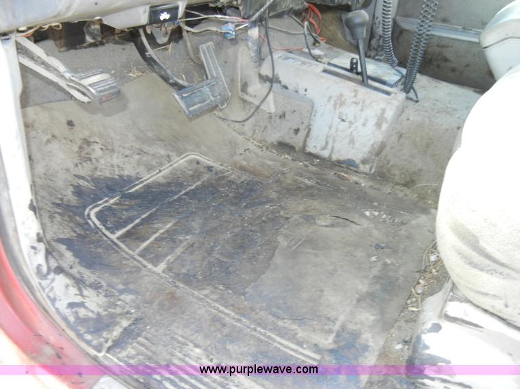 image for item C4062 1994 GMC Sierra K3500 SLE extended cab pickup truck