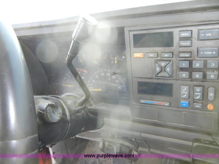 image for item C4062 1994 GMC Sierra K3500 SLE extended cab pickup truck