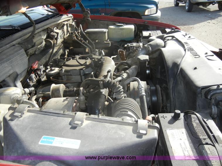 image for item C4062 1994 GMC Sierra K3500 SLE extended cab pickup truck