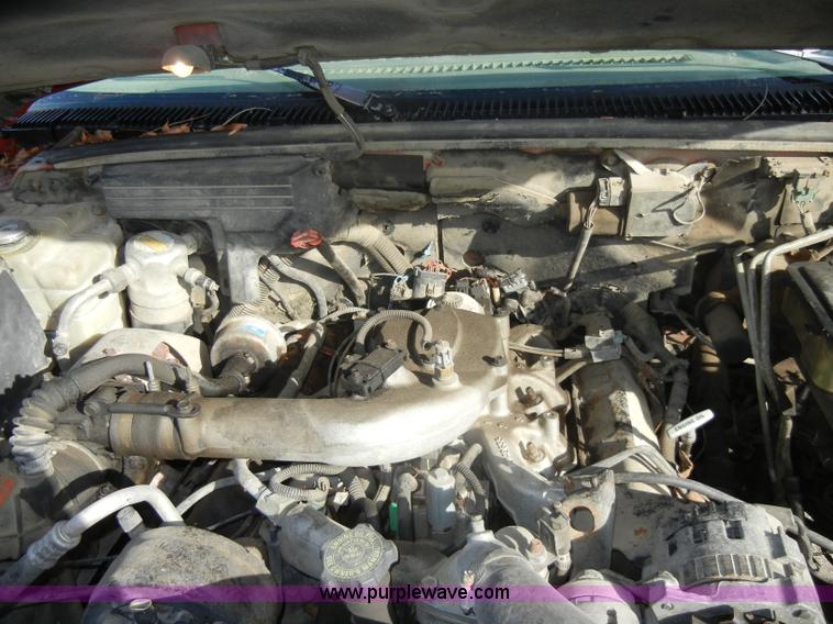 image for item C4062 1994 GMC Sierra K3500 SLE extended cab pickup truck