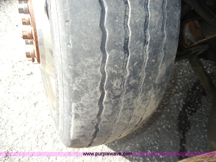 image for item C4062 1994 GMC Sierra K3500 SLE extended cab pickup truck