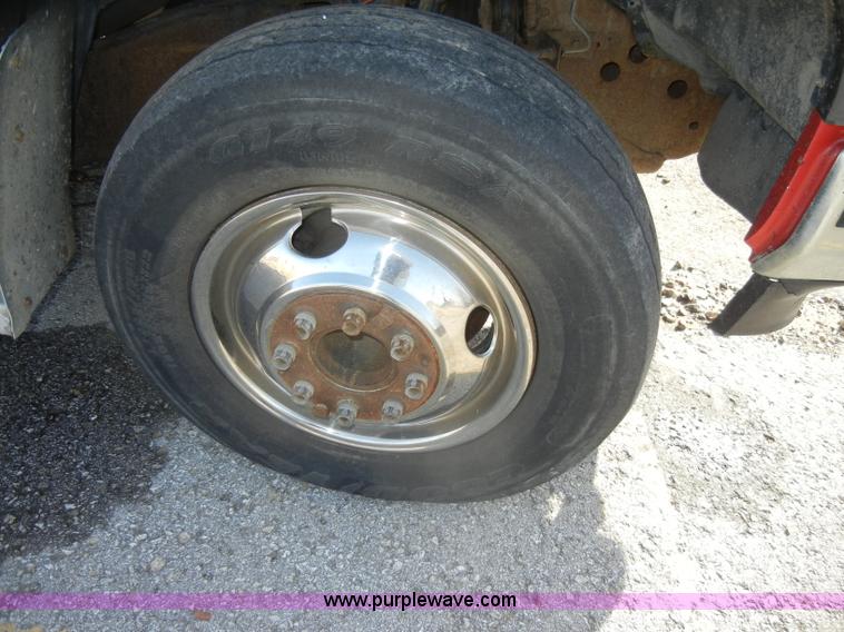 image for item C4062 1994 GMC Sierra K3500 SLE extended cab pickup truck