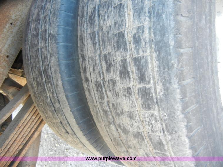 image for item C4062 1994 GMC Sierra K3500 SLE extended cab pickup truck