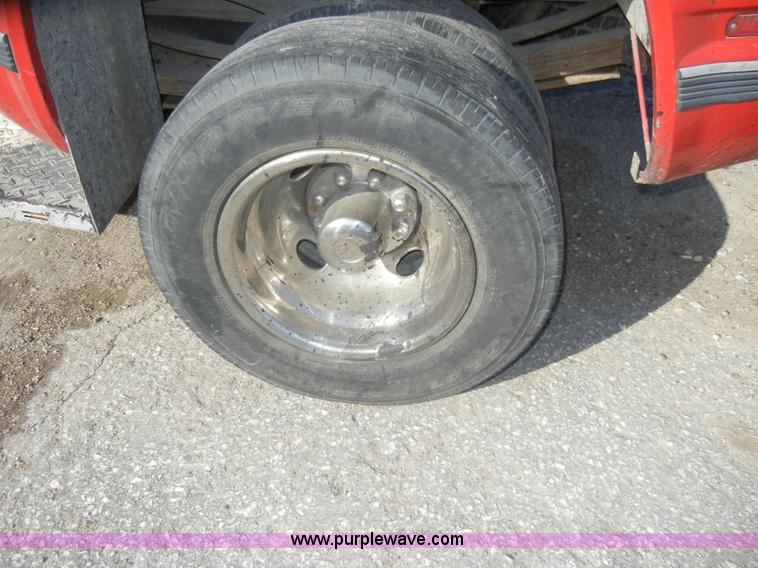 image for item C4062 1994 GMC Sierra K3500 SLE extended cab pickup truck