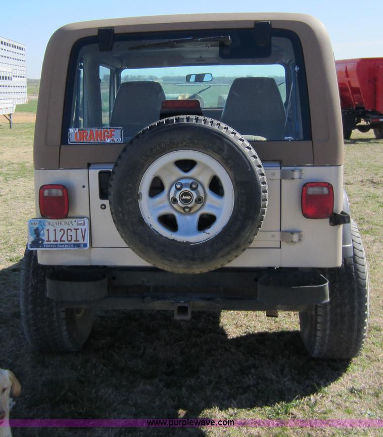 image for item C5310 1995 Jeep Wrangler SUV