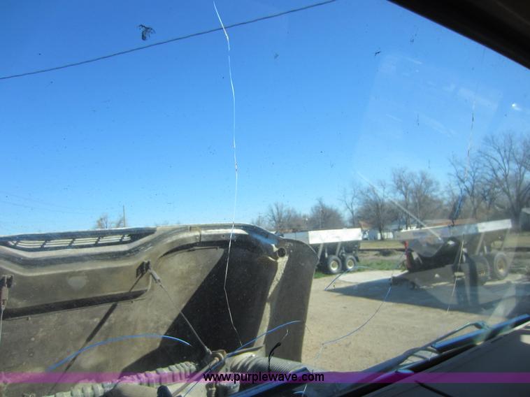 image for item C5337 1985 International S1900 flatbed truck