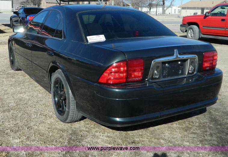 image for item D8868 2000 Lincoln LS