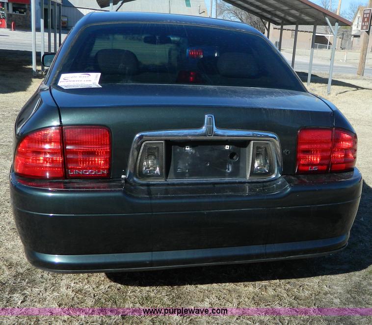 image for item D8868 2000 Lincoln LS