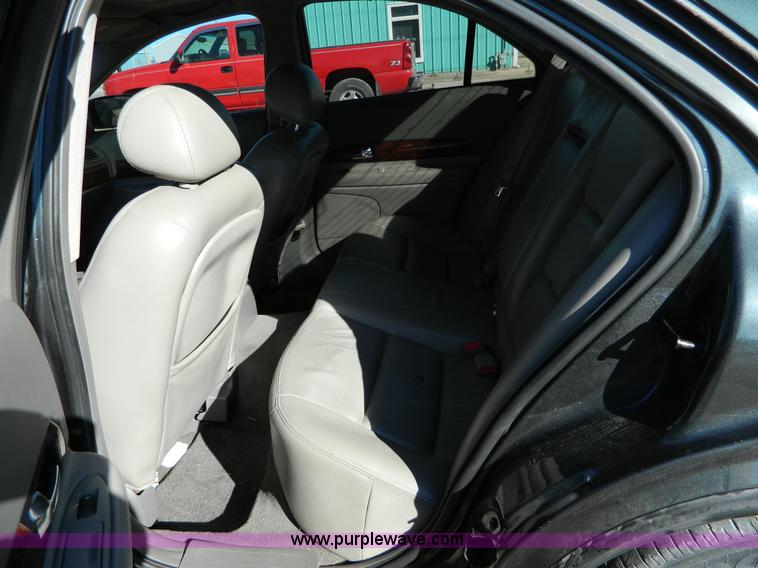 image for item D8868 2000 Lincoln LS