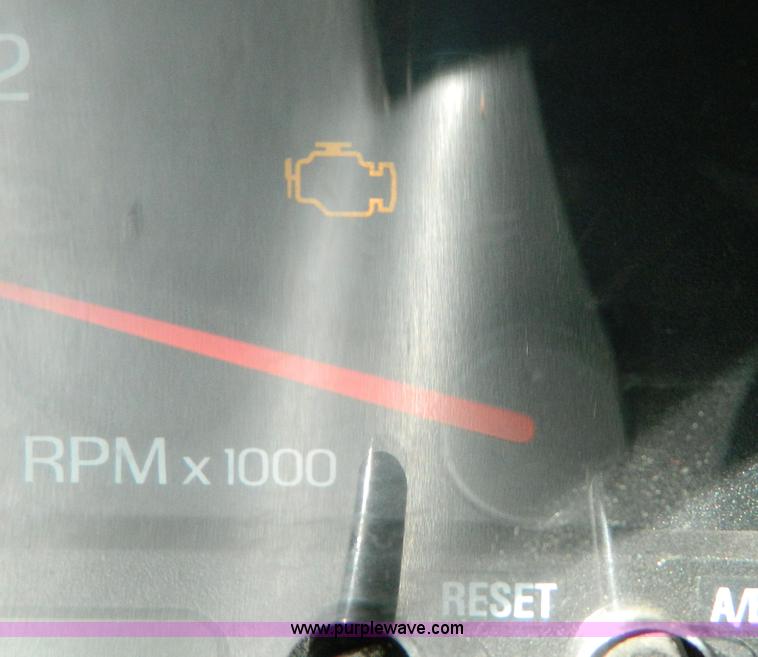 image for item D8868 2000 Lincoln LS