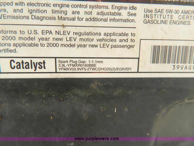 image for item D8868 2000 Lincoln LS