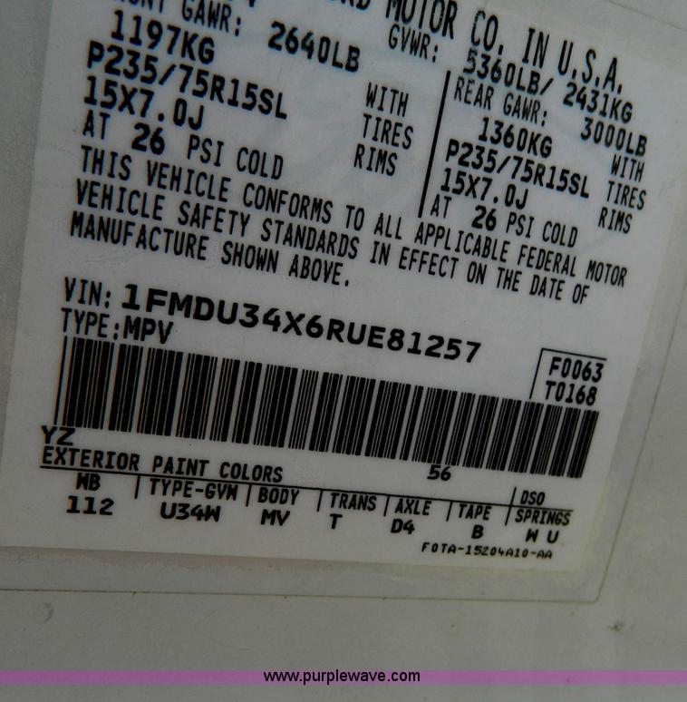 image for item D8869 1994 Ford Explorer XLT SUV