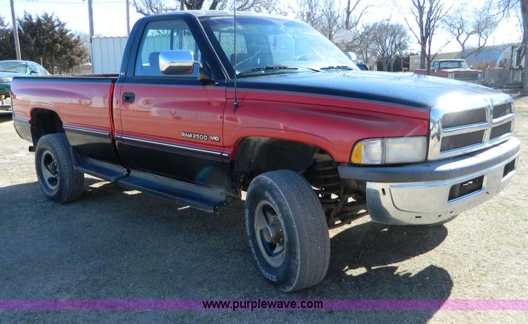 image for item D8870 1996 Dodge Ram 2500 Laramie SLT pickup truck