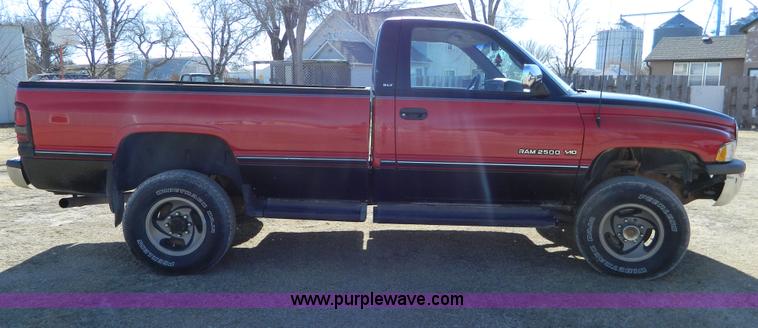 image for item D8870 1996 Dodge Ram 2500 Laramie SLT pickup truck