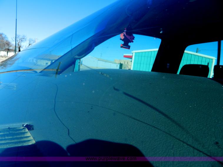 image for item D8870 1996 Dodge Ram 2500 Laramie SLT pickup truck