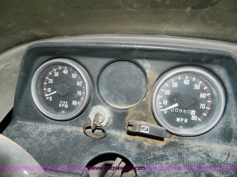 image for item E9431 1978 John Deere snowmobile