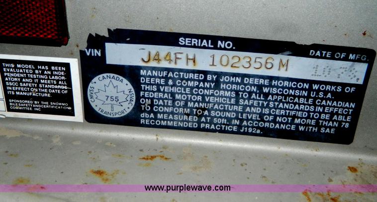 image for item E9431 1978 John Deere snowmobile