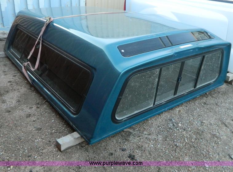 image for item E9444 Fiberglass pickup topper