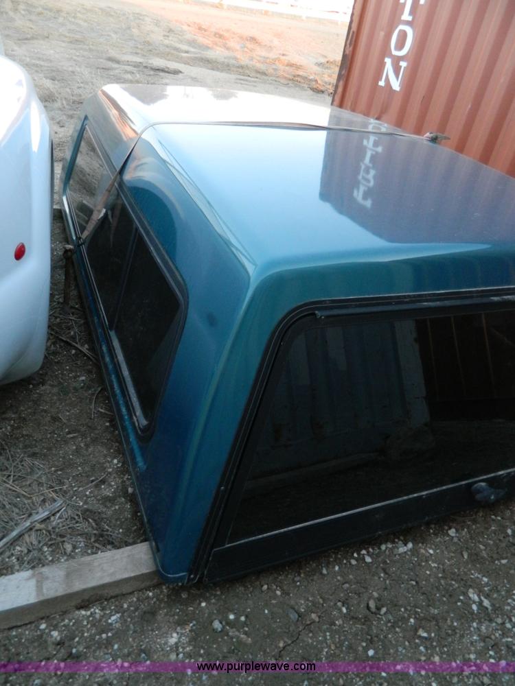 image for item E9444 Fiberglass pickup topper