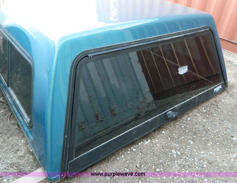 image for item E9444 Fiberglass pickup topper