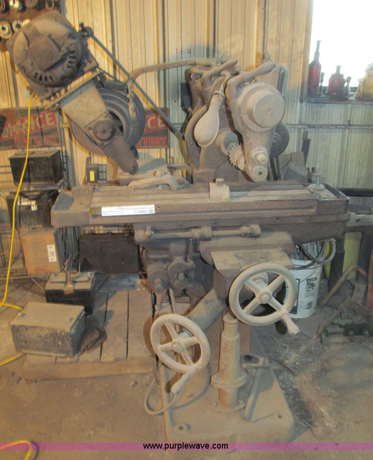 Becker No.25 milling machine in Deweese, NE Item G9443 sold Purple Wave
