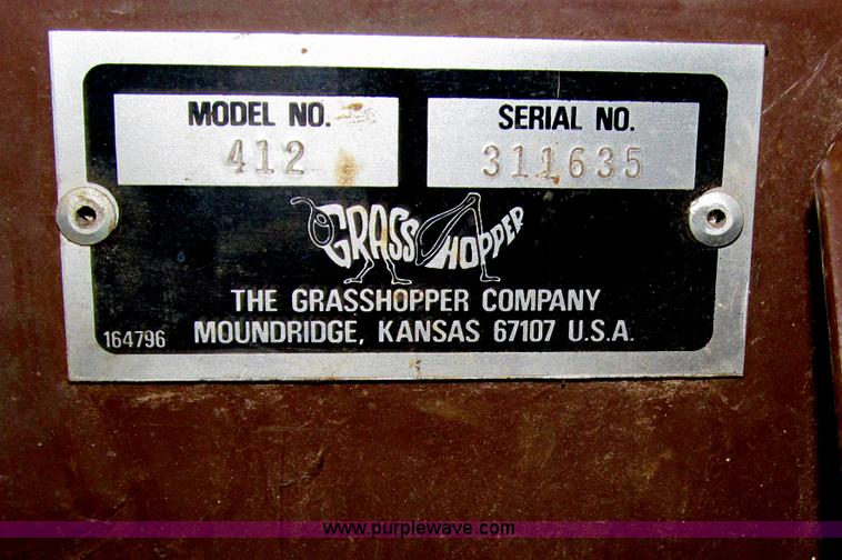 image for item G9449 Grasshopper 412 42"W snowblower