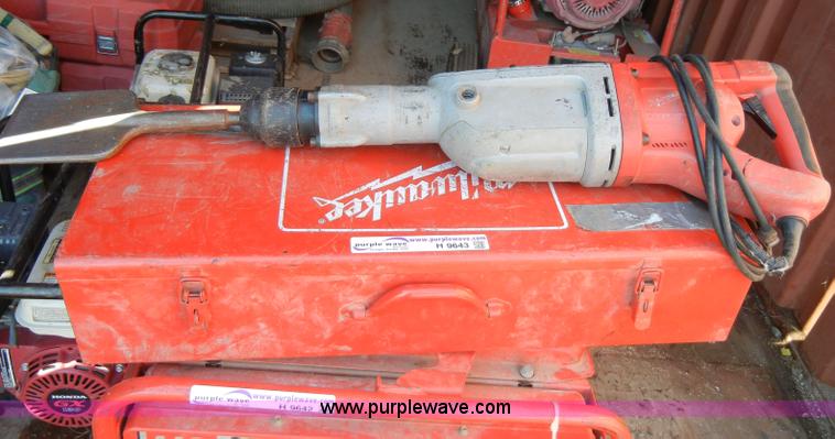 image for item H9643 Milwaukee demolition hammer with case