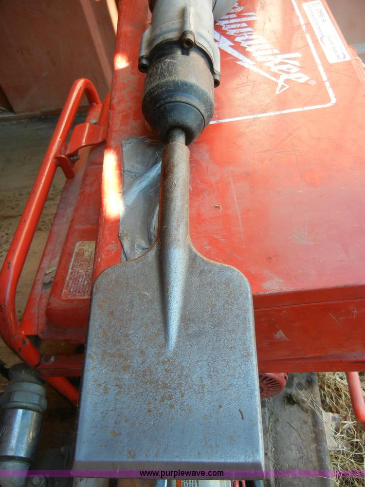 image for item H9643 Milwaukee demolition hammer with case