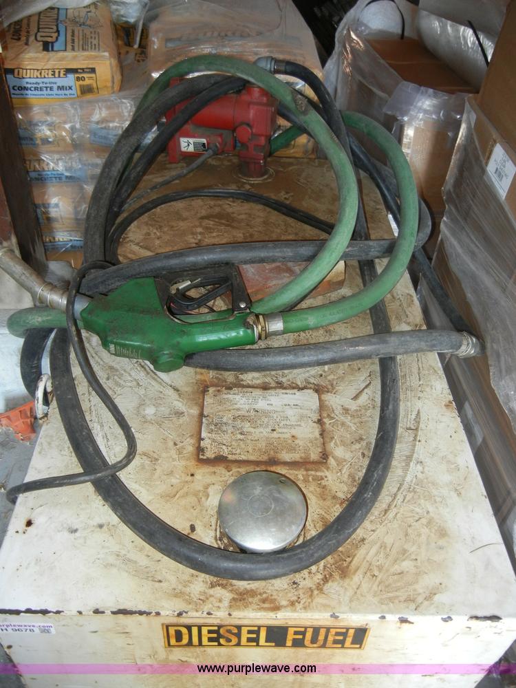 image for item H9678 100 gallon fuel tank with 12v pump