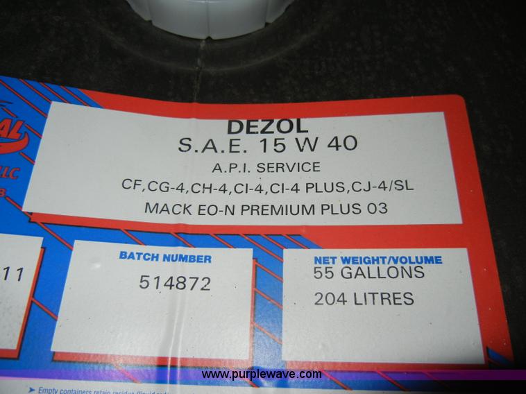 image for item H9679 Dezol 15W-40 oil