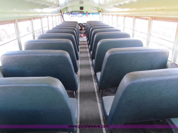 image for item I9671 1990 Ford B700 school bus