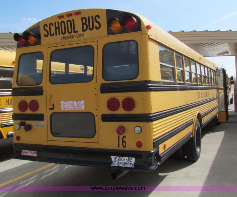 image for item I9673 1991 Ford B700 school bus