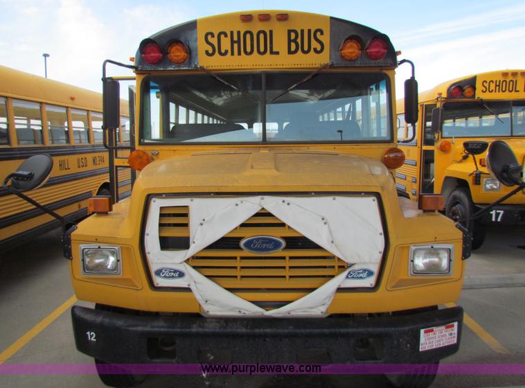 image for item I9674 1990 Ford B700 school bus