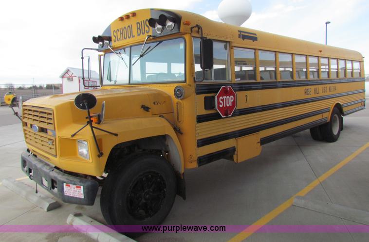 image for item I9675 1987 Ford B700 school bus