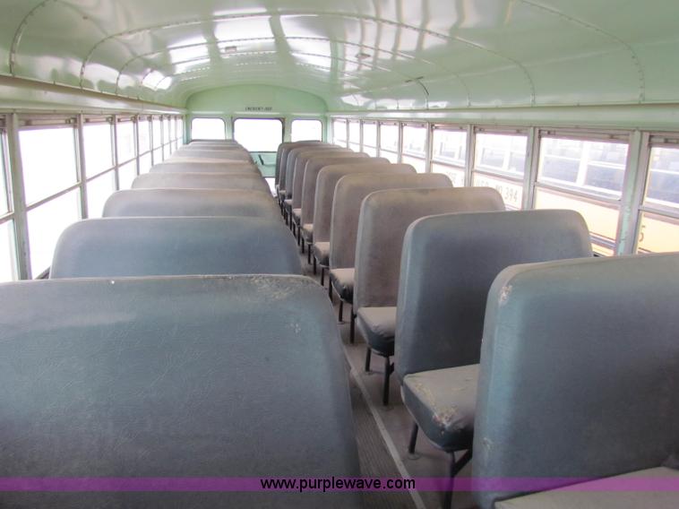 image for item I9675 1987 Ford B700 school bus