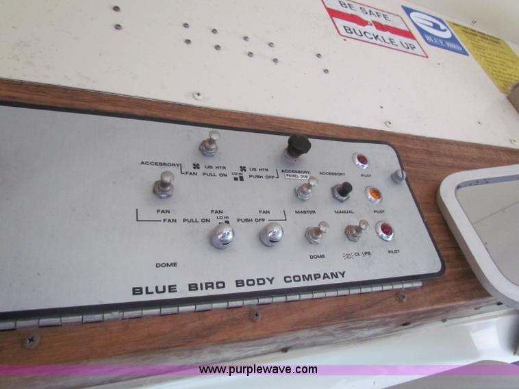 image for item I9676 1992 Chevrolet G30 school bus