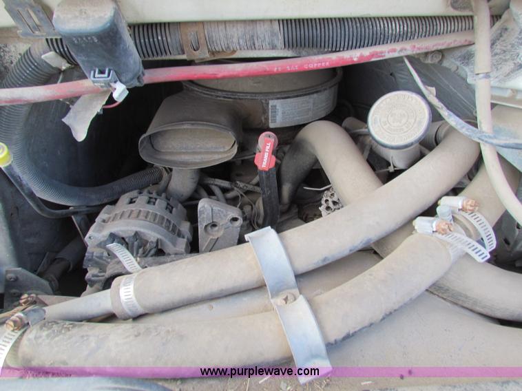 image for item I9676 1992 Chevrolet G30 school bus